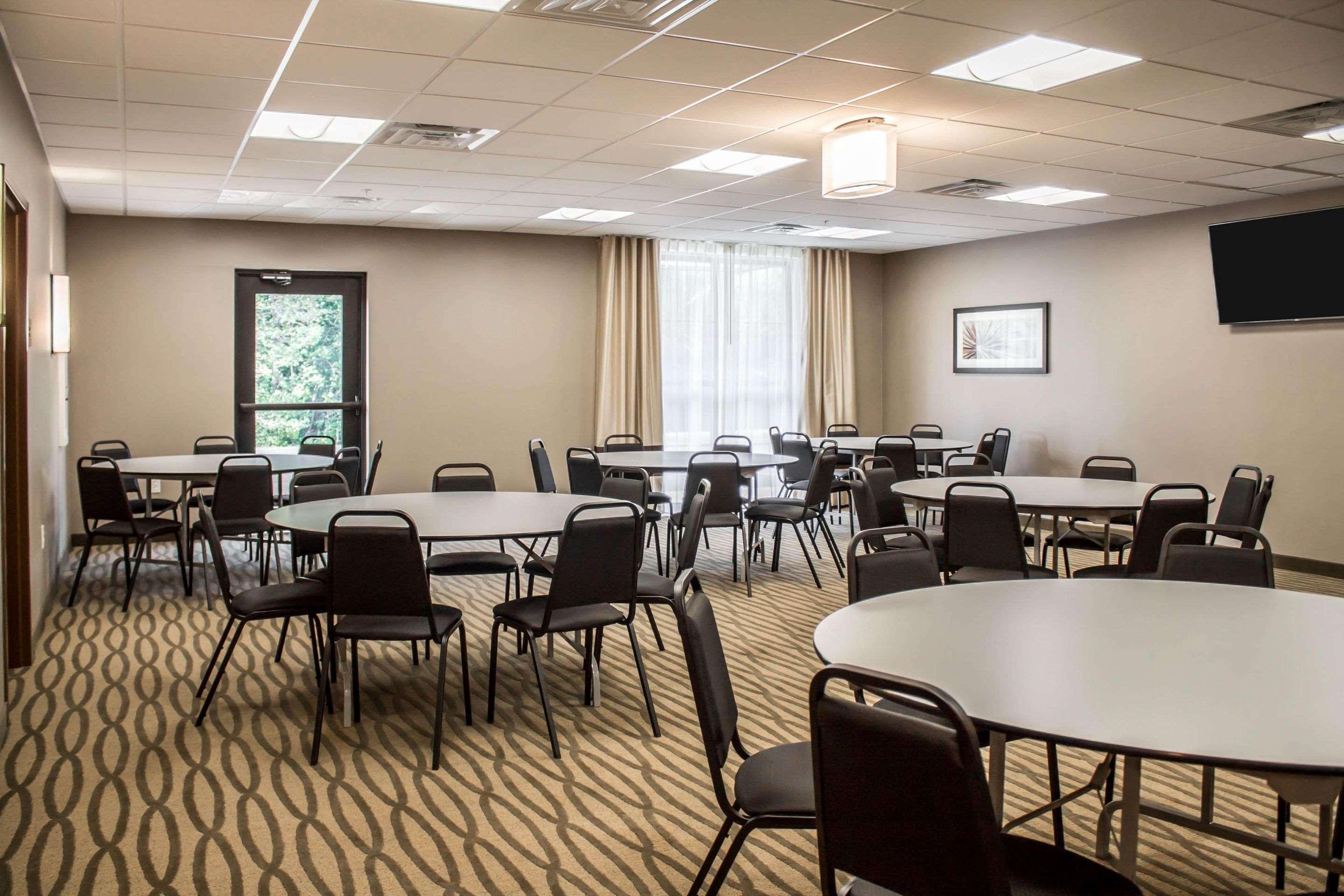 Comfort Suites Hartville-North Canton Uniontown Dış mekan fotoğraf